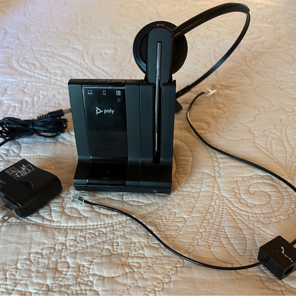 POLY Black Wireless Headset System